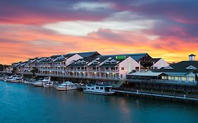 Holiday & Clearwater Beach S-harbourside 3*