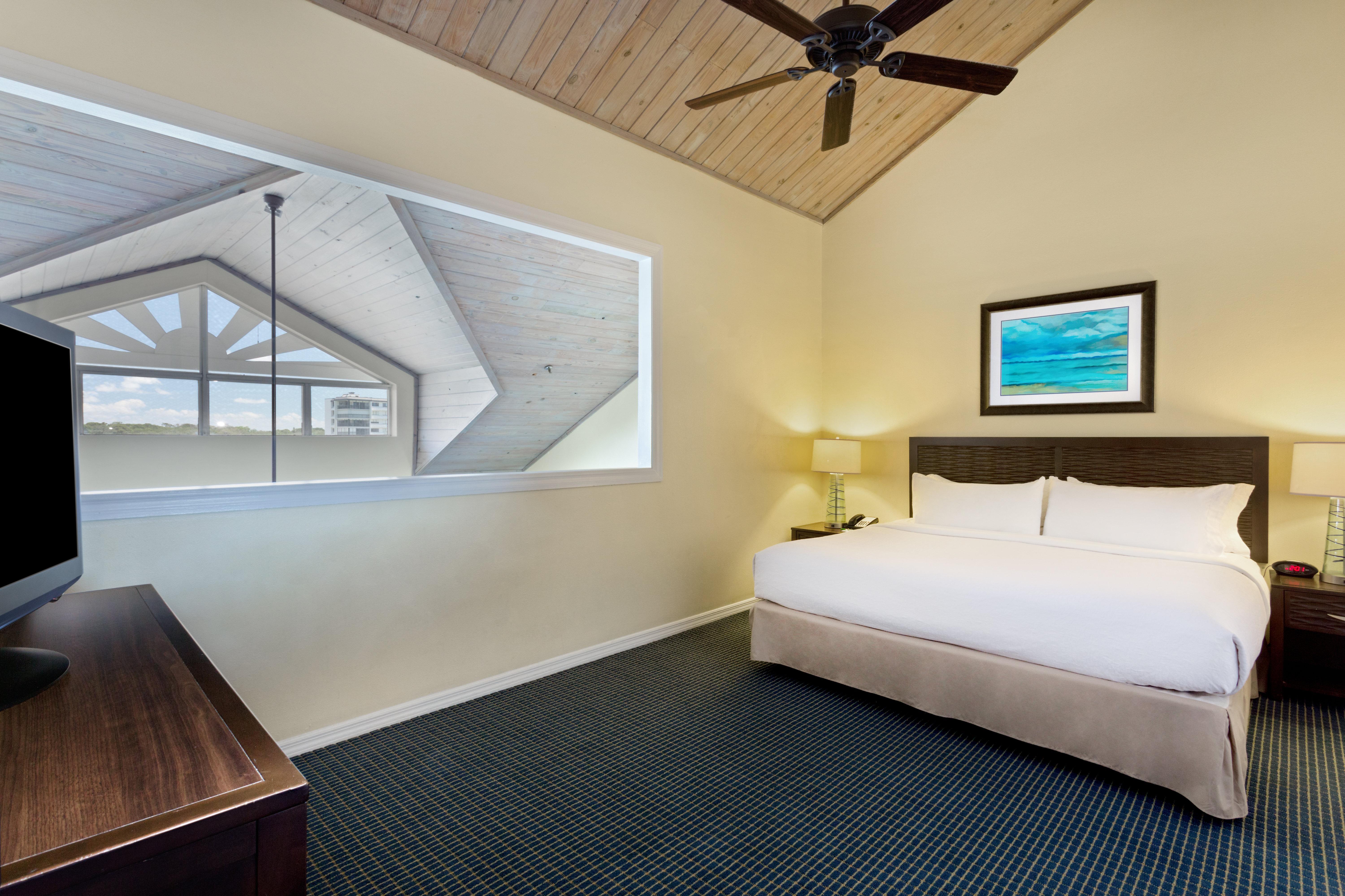 Holiday Inn & Suites Clearwater Beach S-Harbourside Exterior foto